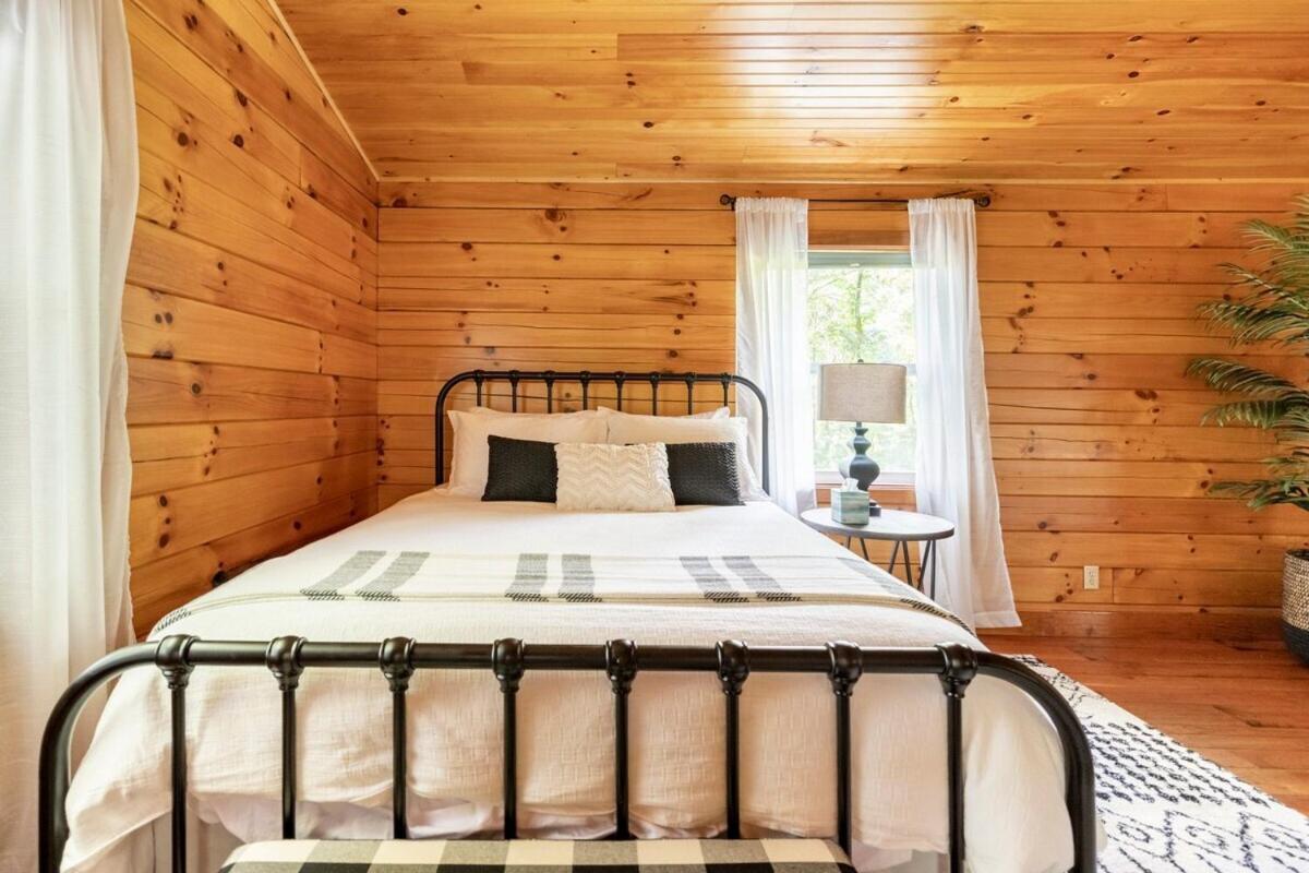 Secluded Wooded Cabin Near The Hocking Hills New Straitsville Bagian luar foto